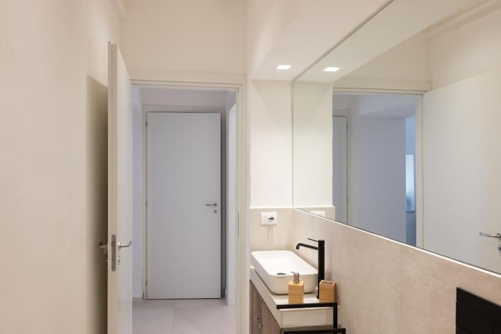 Collegiata Apartment - Catania Downtown Εξωτερικό φωτογραφία